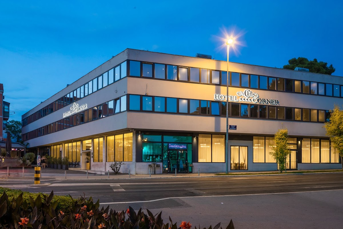 Photo of Hotel Corner