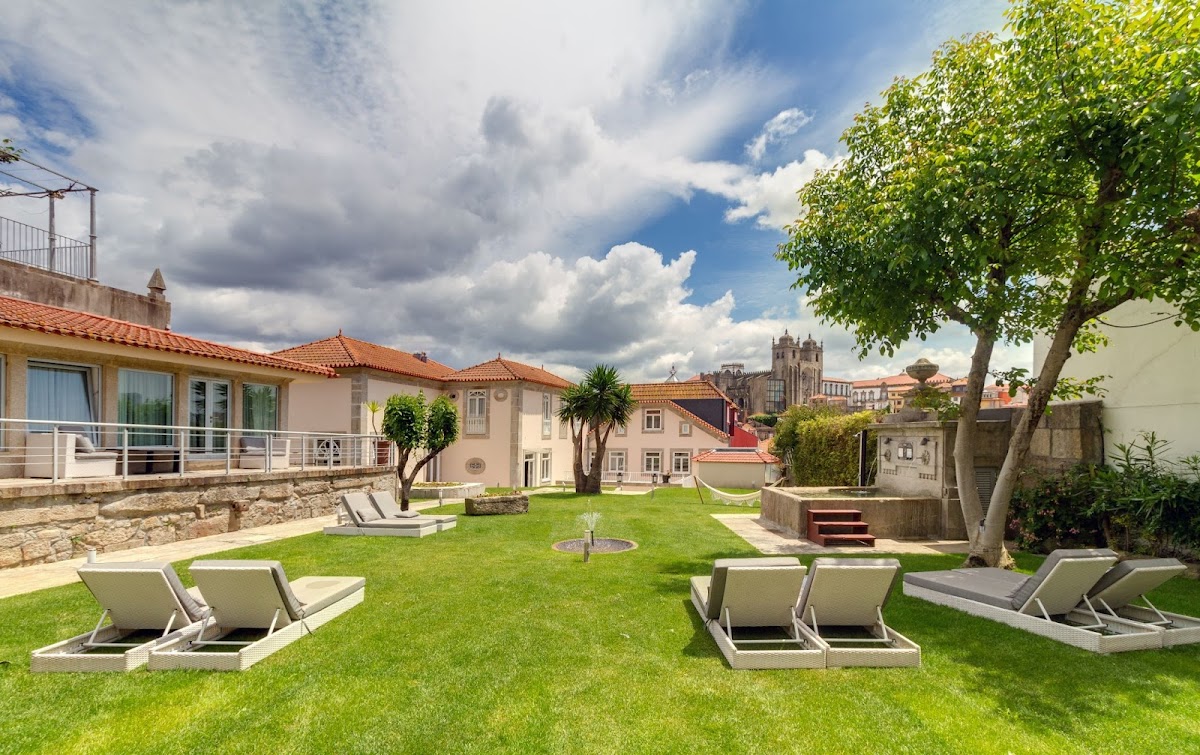 Photo of Flores Village Hotel & Spa